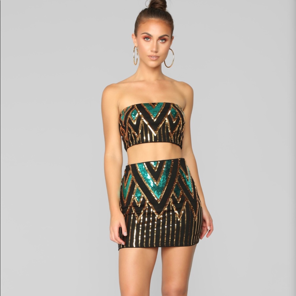 Teal and black bandeau and skirt set